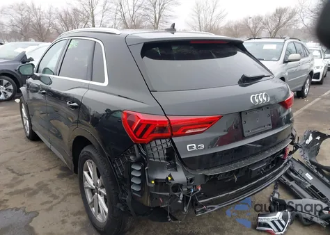 2025 Audi Q3 Premium 45 Tfsi S Line Quattro Tiptronic z USA, uszkodzony, nr VIN WA1DECF30S1085760